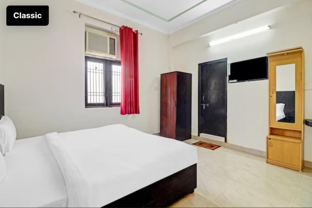 Hotel Olive Tree Агра Экстерьер фото